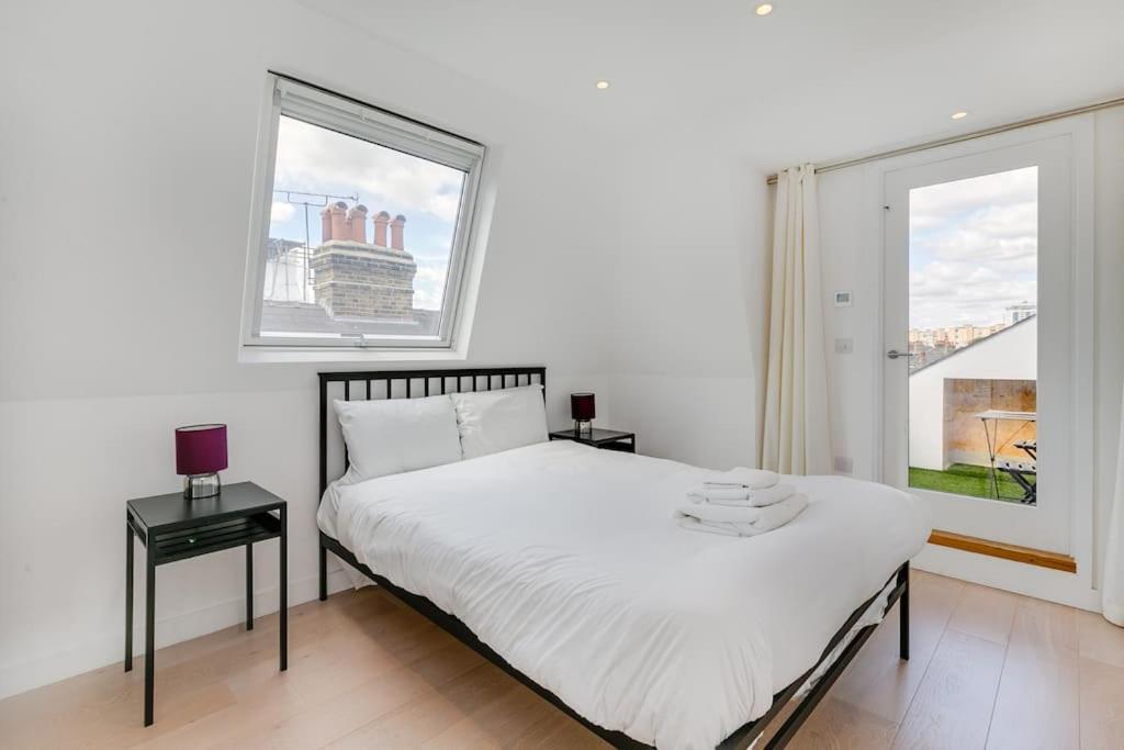 Modern 1 Bedroom Flat In Battersea 런던 외부 사진