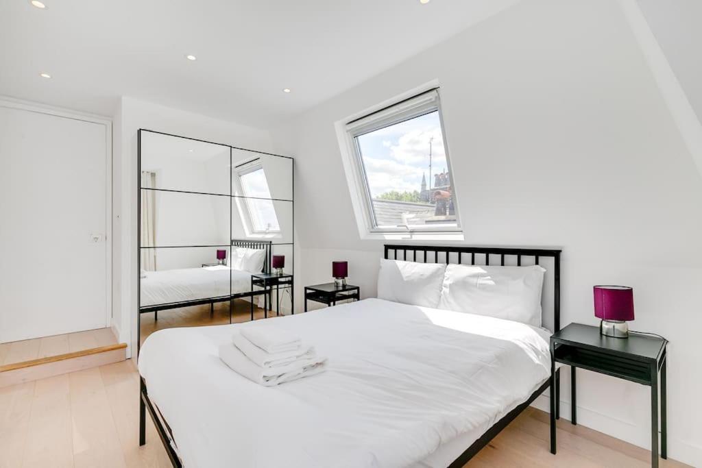Modern 1 Bedroom Flat In Battersea 런던 외부 사진